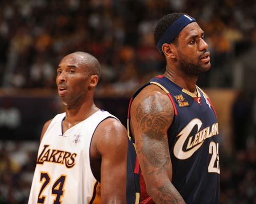 巴黎人报关注蓉城罚单：中国俱乐部因球迷种族歧视对方球员被罚6万欧（法媒《巴黎人报》聚焦：蓉城因球迷对对手球员实施种族歧视被罚6万欧）