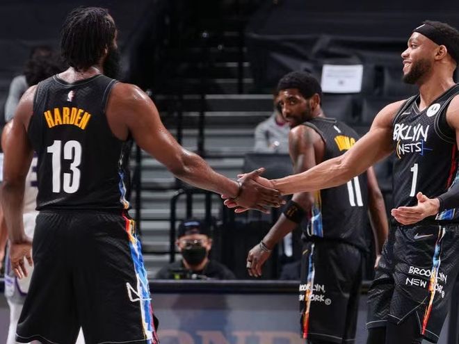 NBA季后赛首轮精彩比赛总结（NBA季后赛首轮精彩对决回顾）