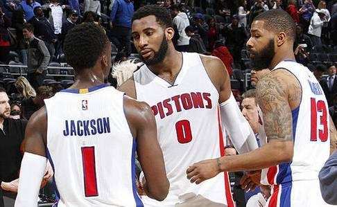 足坛巫术大作战：有球队靠癞蛤蟆夺欧冠，姆巴佩有黑魔法？（足坛玄学风云：球队靠癞蛤蟆夺欧冠，姆巴佩真有黑魔法？）