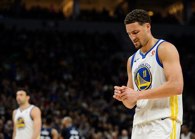 联合国难民署75周年慈善之夜在沪举行，杨扬陈露等体坛明星助阵（上海举办联合国难民署75周年慈善之夜，杨扬、陈露等体坛明星齐聚助阵）