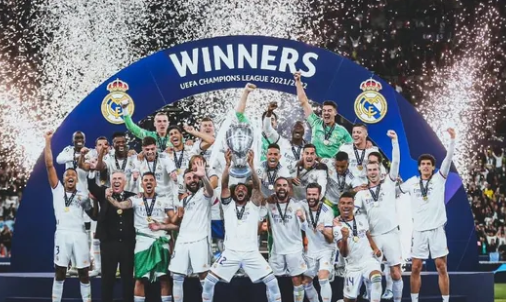 记者：努涅斯本可能在2020年加盟米兰，但最终被本菲卡签下（记者：努涅斯曾接近在2020年加盟米兰，最终由本菲卡完成签约）